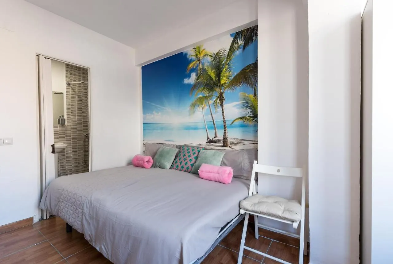 公寓 马拉加Estudio En Paseo Maritimo Frente A La Playa公寓